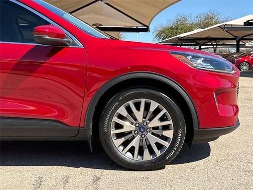 2020 Ford Escape Titanium