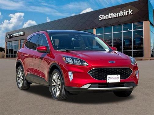 2020 Ford Escape Titanium