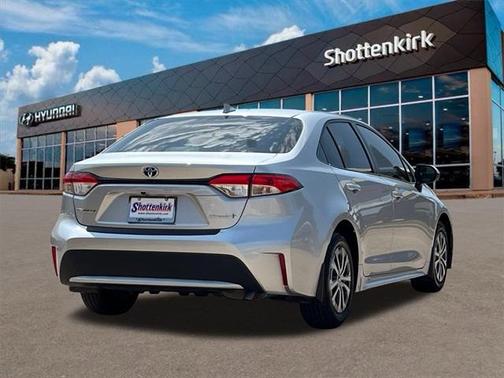 2022 Toyota Corolla Hybrid LE
