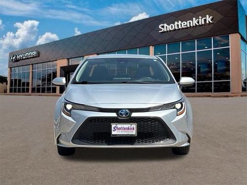 2022 Toyota Corolla Hybrid LE
