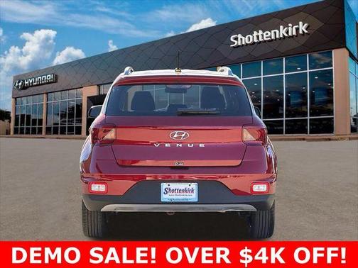 2025 Hyundai VENUE Limited