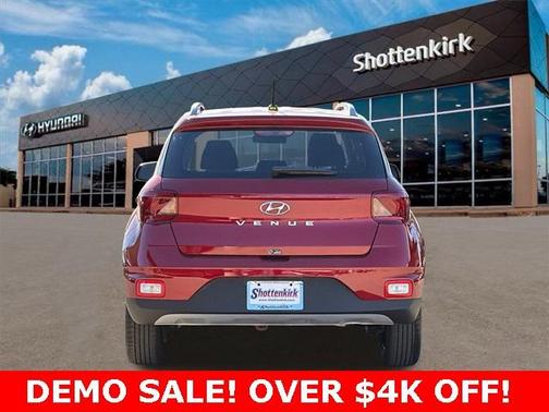 2025 Hyundai VENUE Limited