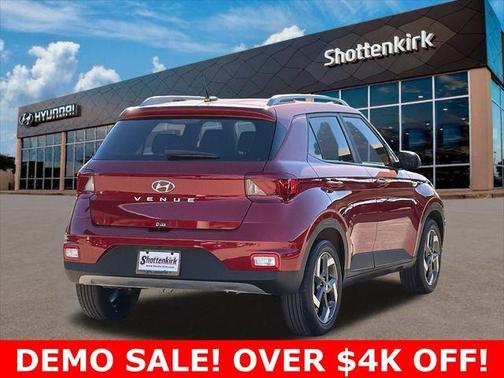 2025 Hyundai VENUE Limited