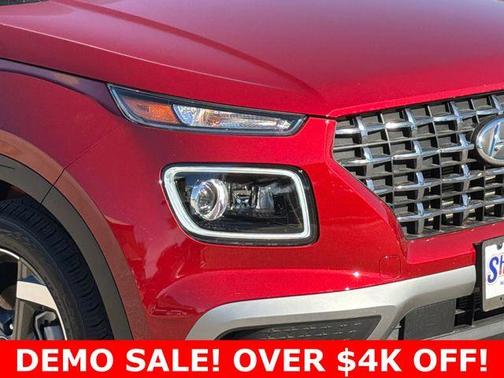 2025 Hyundai VENUE Limited