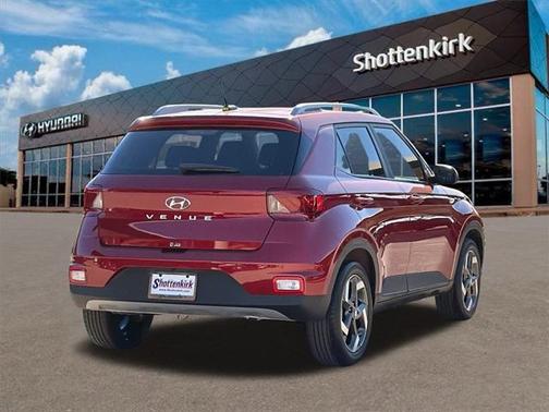 2025 Hyundai VENUE Limited