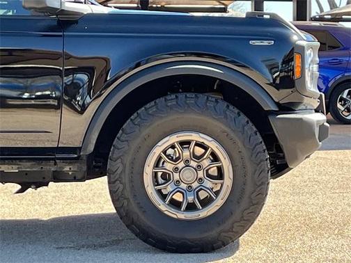 2023 Ford Bronco Base