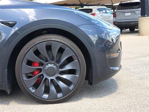 2024 Tesla Model Y Performance