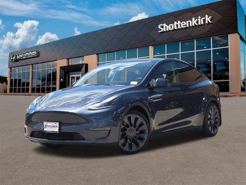 2024 Tesla Model Y Performance