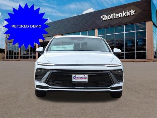 2025 Hyundai SONATA SE