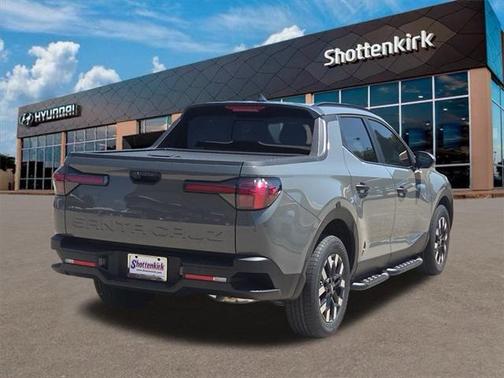 2025 Hyundai SANTA CRUZ SEL Activity