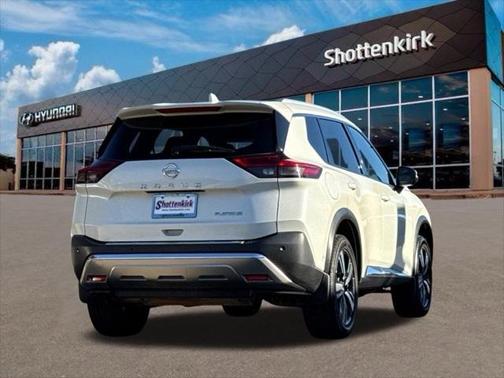 2021 Nissan Rogue Platinum