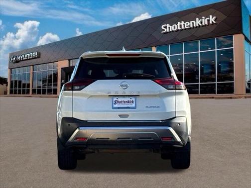 2021 Nissan Rogue Platinum