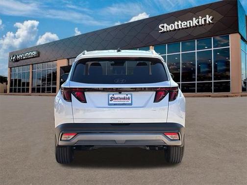 2026 Hyundai TUCSON Hybrid SEL