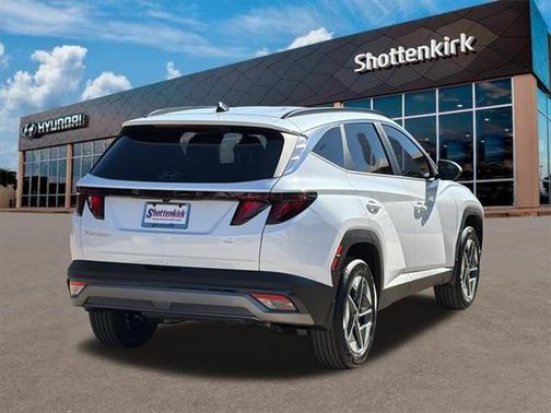 2026 Hyundai TUCSON Hybrid SEL