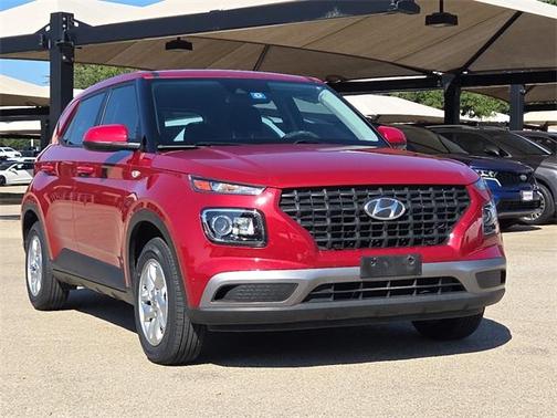 2022 Hyundai VENUE SE