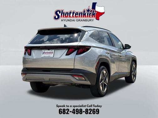 Shimmering Silver 2025 Hyundai TUCSON SEL