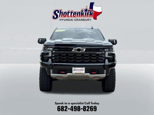 Black 2022 Chevrolet Silverado 1500 ZR2