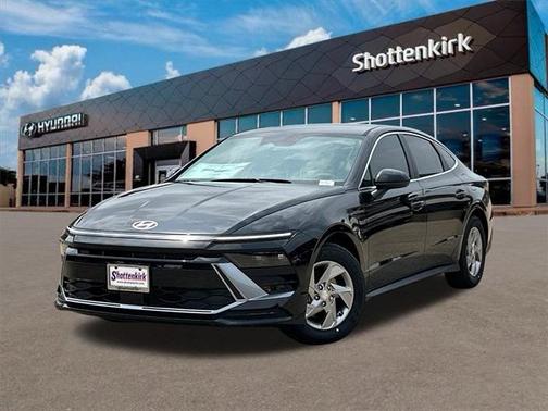 2025 Hyundai SONATA SE