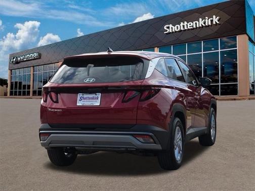 2026 Hyundai TUCSON SE