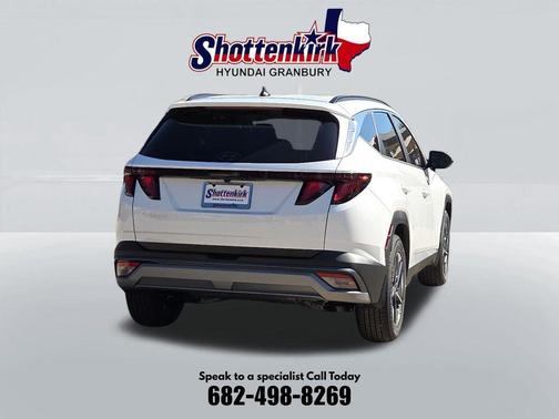 White Pearl 2026 Hyundai TUCSON SEL