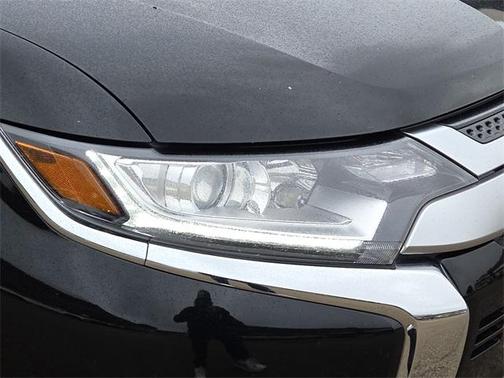 2020 Mitsubishi Outlander ES