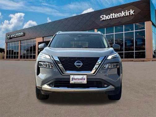 2022 Nissan Rogue Platinum
