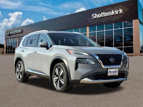 2022 Nissan Rogue Platinum