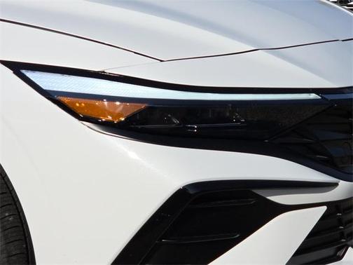 2025 Hyundai ELANTRA HEV Limited
