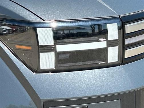 2025 Hyundai SANTA FE SE