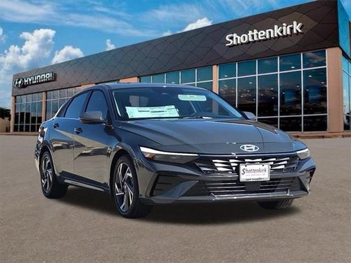 2025 Hyundai ELANTRA Limited