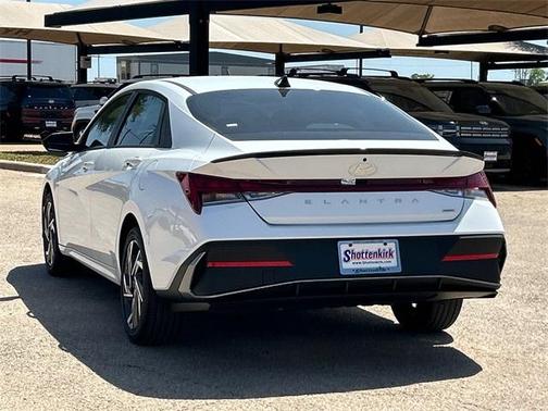 2025 Hyundai ELANTRA HEV SEL Sport