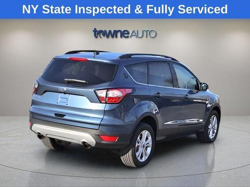 Blue Metallic 2018 Ford Escape SE
