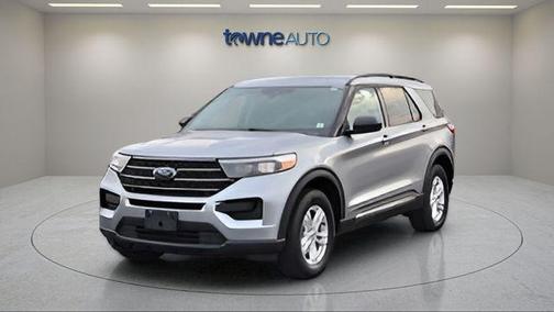 Silver Metallic 2022 Ford Explorer XLT