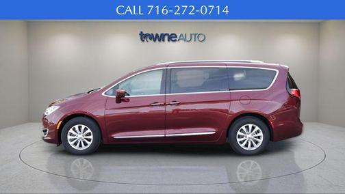 2018 Chrysler Pacifica Touring-L