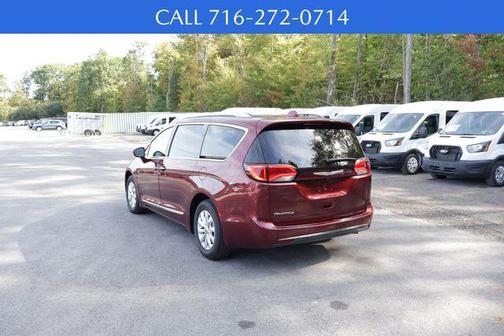 2018 Chrysler Pacifica Touring-L