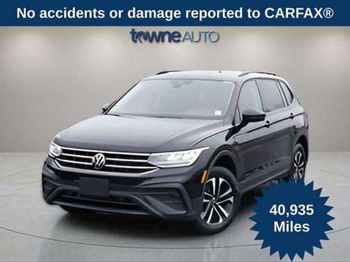 Deep Black Pearl Effect 2023 Volkswagen Tiguan 2.0T S