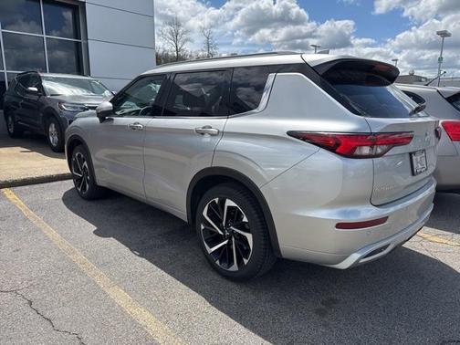 2024 Mitsubishi Outlander SEL