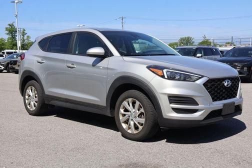 Stellar Silver 2020 Hyundai TUCSON SE