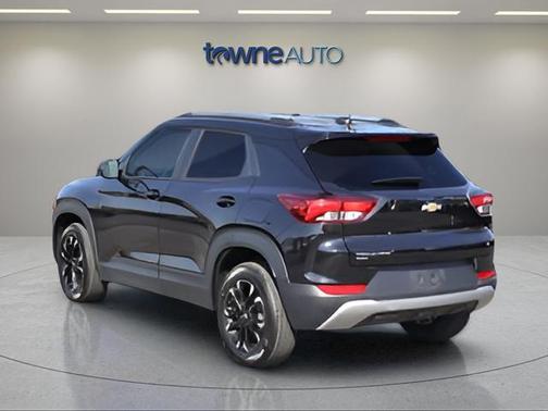 Mosaic Black Metallic 2023 Chevrolet Trailblazer LT