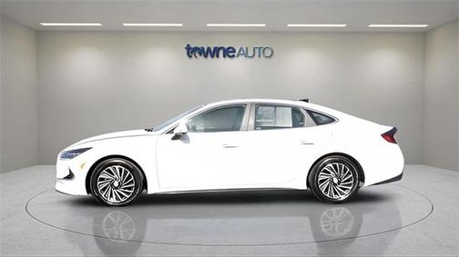 2022 Hyundai SONATA Hybrid Limited