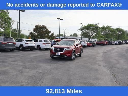 Scarlet Ember 2022 Nissan Pathfinder SL
