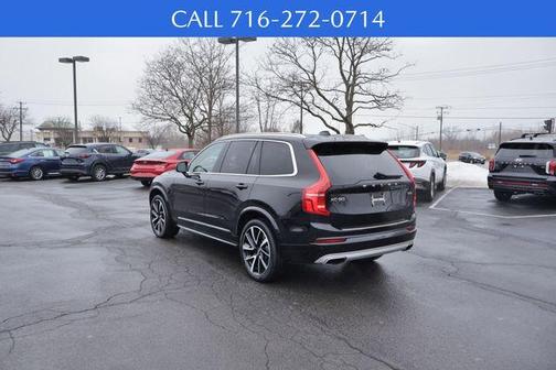 2020 Volvo XC90 T6 Momentum 7 Passenger
