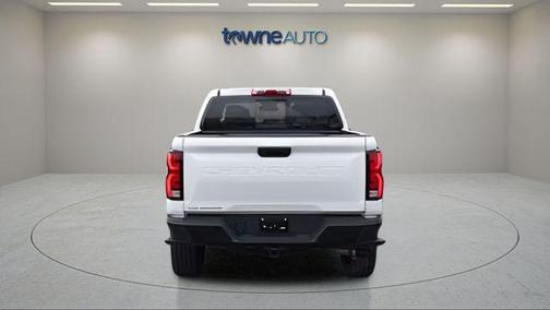 Summit White 2023 Chevrolet Colorado Z71