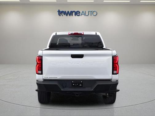 Summit White 2023 Chevrolet Colorado Z71