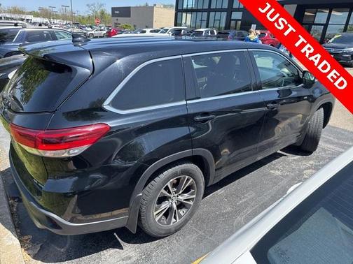 2017 Toyota Highlander LE