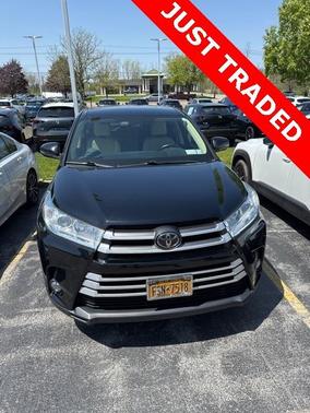 2017 Toyota Highlander LE