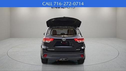 2017 Toyota Highlander LE
