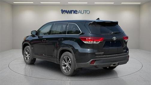 2017 Toyota Highlander LE