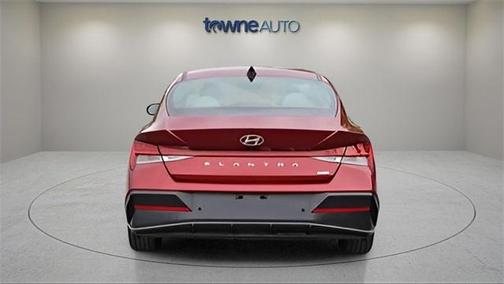 2024 Hyundai ELANTRA HEV Limited