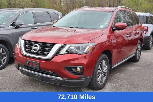 Red 2017 Nissan Pathfinder SV